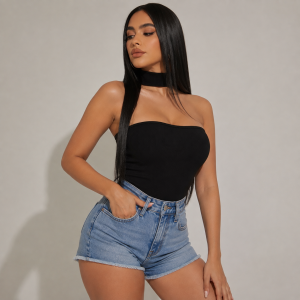 Top strapless con negro